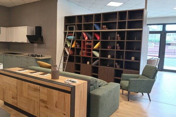 Like arredamenti - showroom living